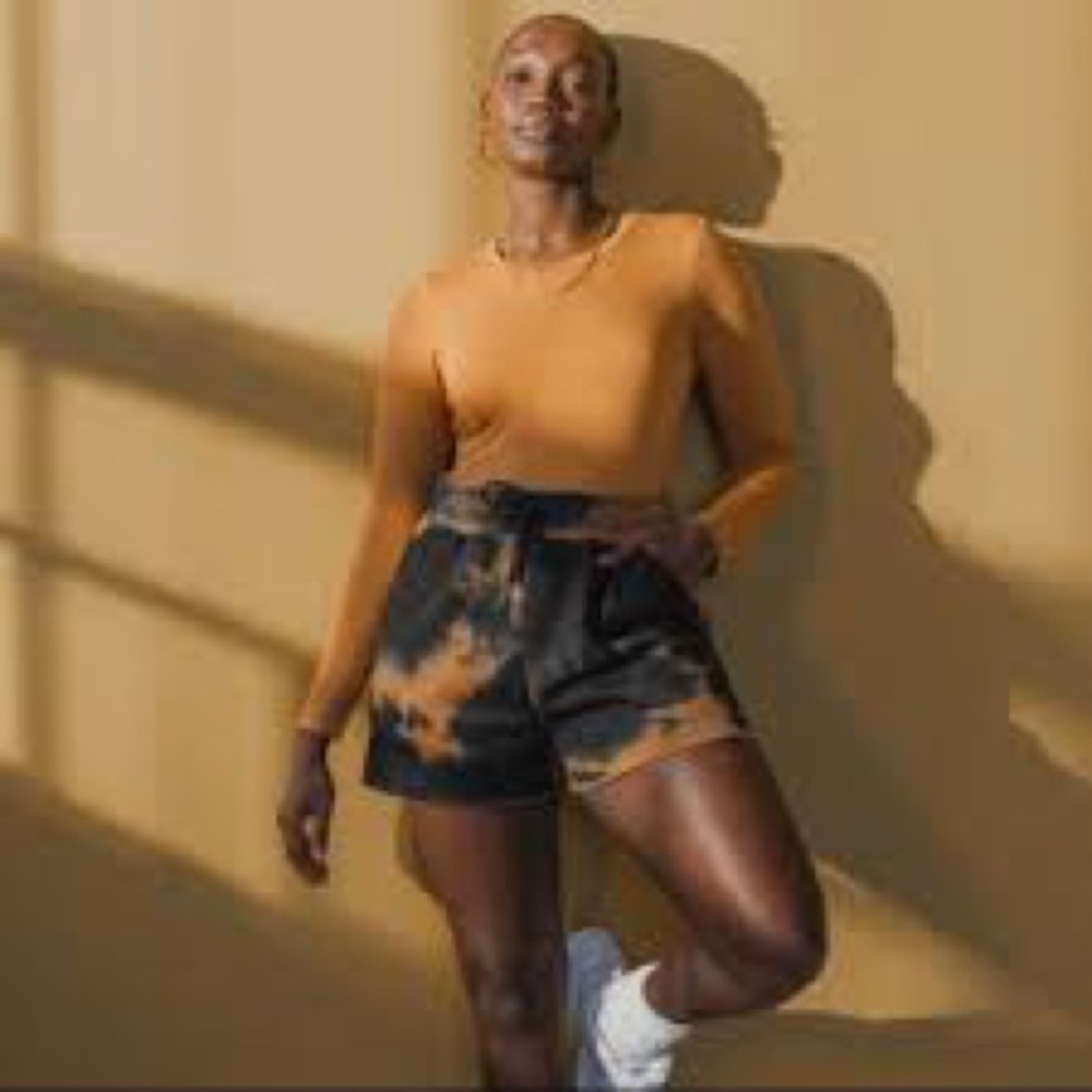 Balance/Vitality - Black&Orange Tie-Dye Affirmation Shorts- XL - Picture 2 of 3